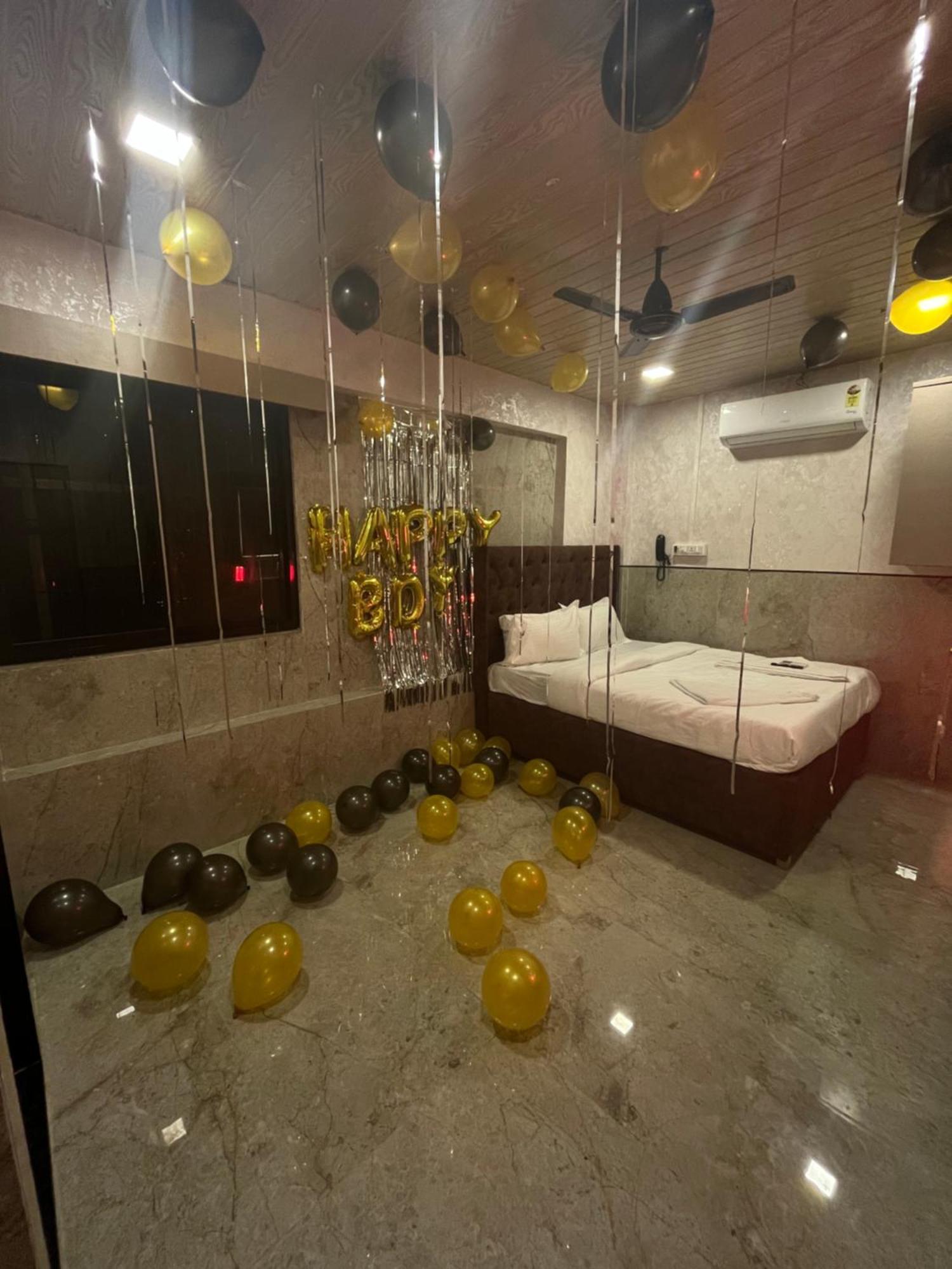 Hotel Newyork By Stayzy Rooms مومباي المظهر الخارجي الصورة